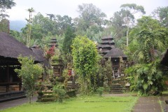 fotky-Indonésie-2013-505-Pura-Luhur-Batukau