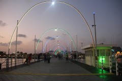 IMG_3854-Queen-Emma-Pontoon-Bridge