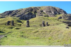 751-Rapa-Nui-Rano-Raraku