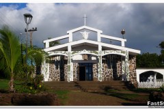 812-Rapa-Nui-Iglesia-Hanga-Roa