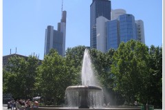 220Frankfurt-4