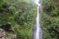 fotky-Indonésie-2013-934-Kudus-Colo-Air-Terjun-Monthel