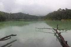fotky-Indonésie-2013-953-Telaga-Warna