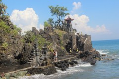 fotky-Indonésie-2013-296-Senggigi-Pura-Batu-Bolong