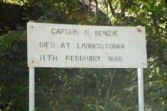 089-Lake-Malawi-NP-mission-graves