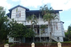 635-Iron-House