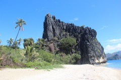 899-Baie-de-Hienghéne-Lindéralique-Rocks