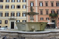 IMG_4817-Piazza-Farnese