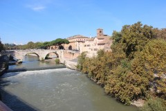 IMG_4989-Isola-Tiberina-Ponte-Cestio