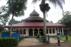 fotky-Indonésie-2013-1399-Pagaralam-Mesjid-Takwar