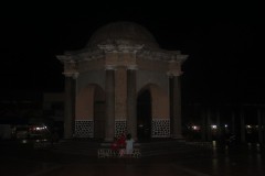 fotky-Indonésie-2013-1440-Bengkulu-Thomas-Parr-Monument