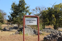 IMG_0021-Great-Zimbabwe-Valley-Enclosures